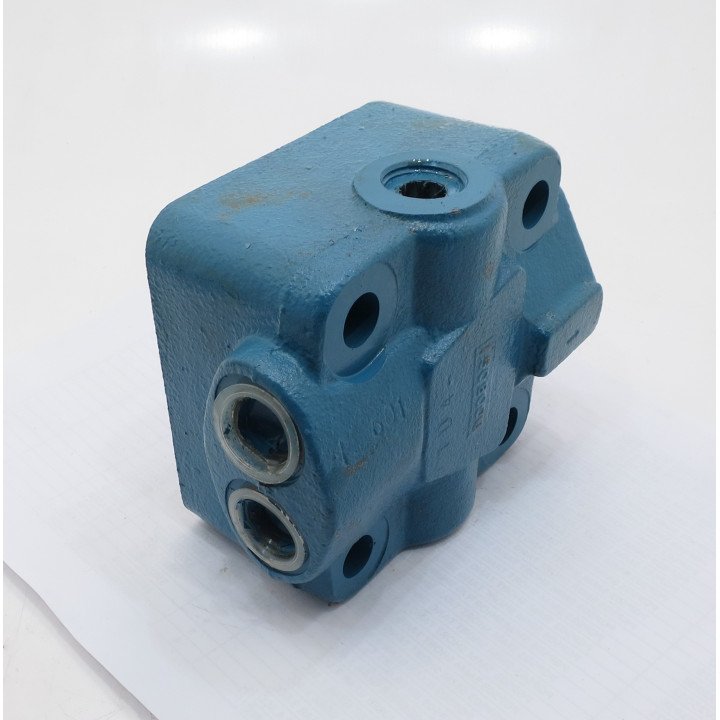 V20P PRIORITY VALVE & RELIEF COVER