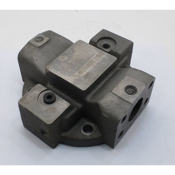 MA10V028 LEFTHAND SIDE PORTS UNC