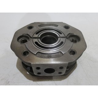 MA10V100 SAE C L/H THRU-DRIVE MET
