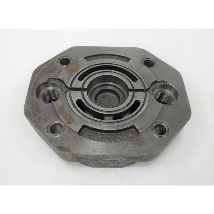 MA10V100 RIGHTHAND REAR PORT UNC