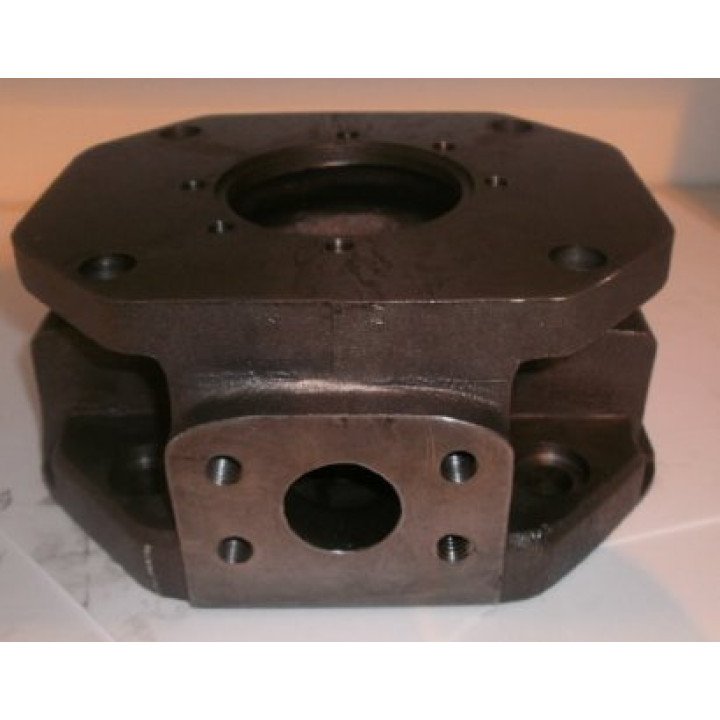 MA10V100 SAE A R/H THRU-DRIVE UNC