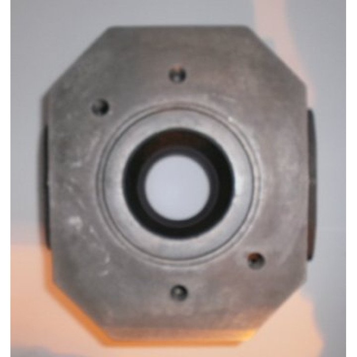 MA10V100 SAE B R/H THRU-DRIVE UNC