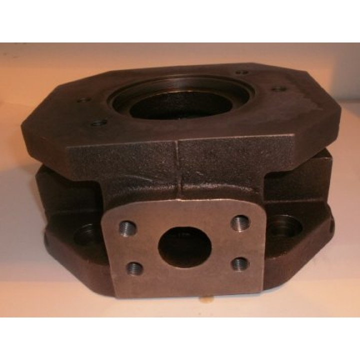 MA10V100 SAE B R/H THRU-DRIVE UNC