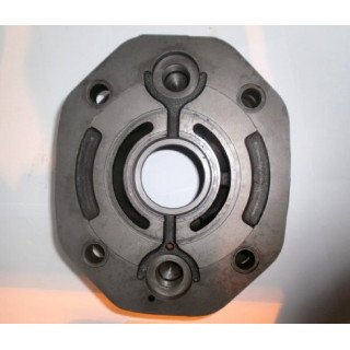 MA10V140 SAE D R/H THRU-DRIVE MET