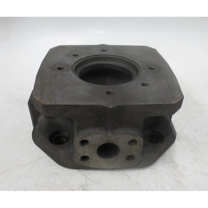 MA10V140 SAE B R/H THRU-DRIVE MET