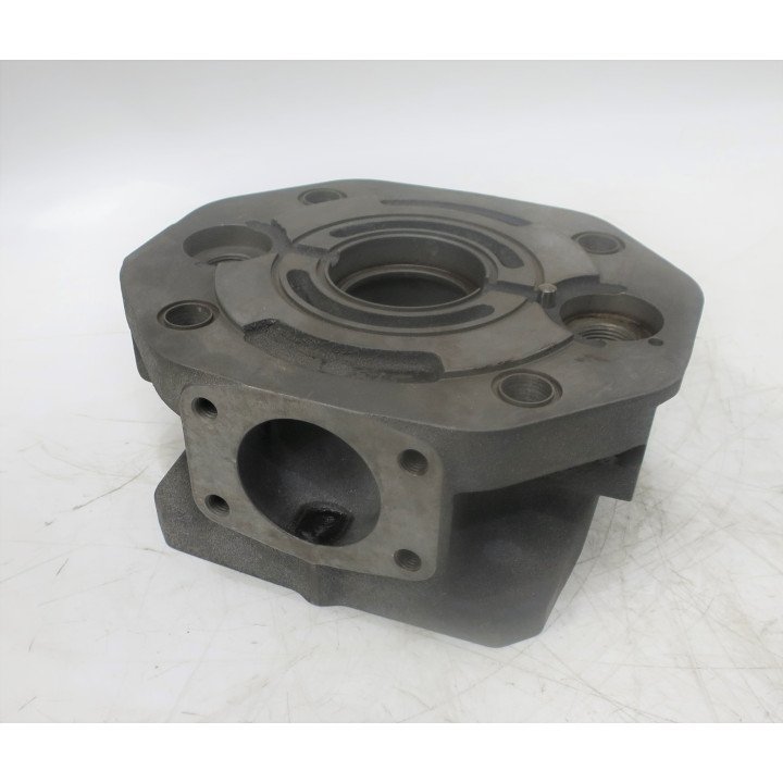 MA10V140 SAE B R/H THRU-DRIVE MET