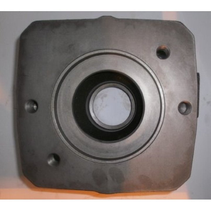 MA10V140 SAE C R/H THRU-DRIVE  UNC
