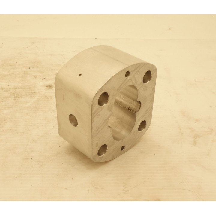 P23 UNPORTED HOUSING B1B1 0.8CC