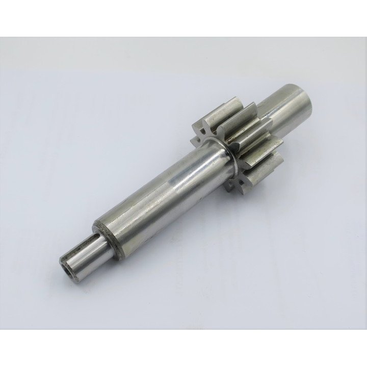 R4 FRONT DRIVE GEAR:CODE E - 5/8SAE