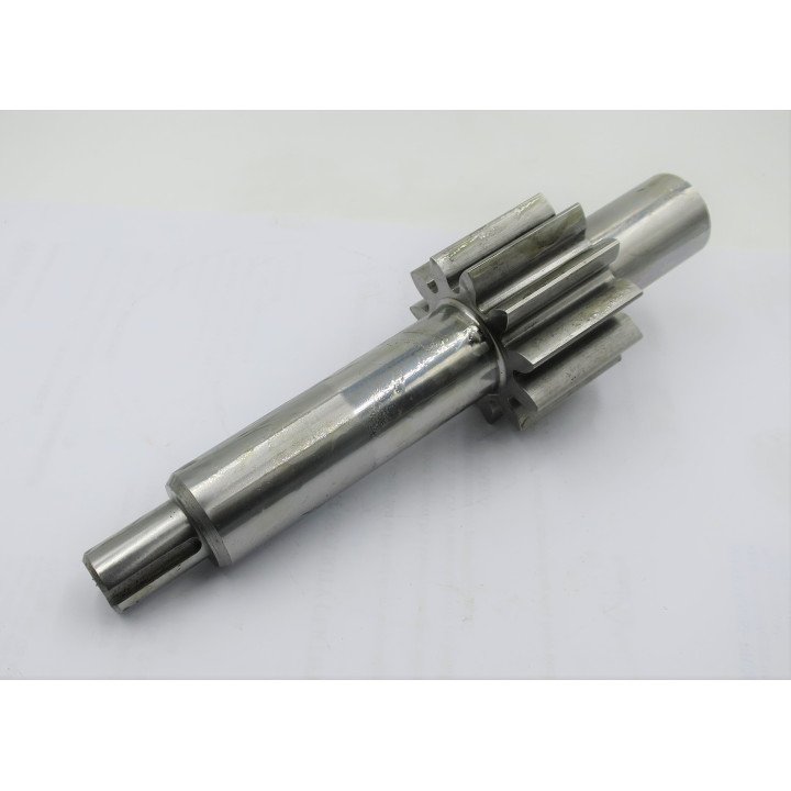 R4 FRONT DRIVE GEAR:CODE E - 5/8SAE
