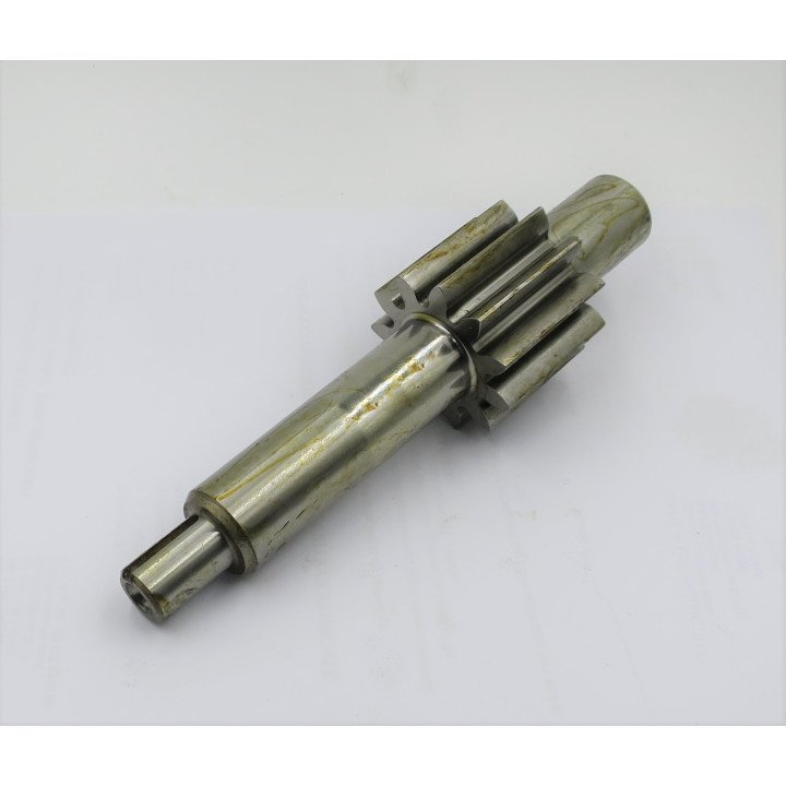 R4 FRONT DRIVE GEAR:CODE E - 5/8SAE