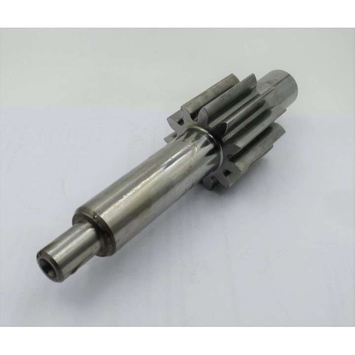 R4 FRONT DRIVE GEAR:CODE E - 5/8SAE