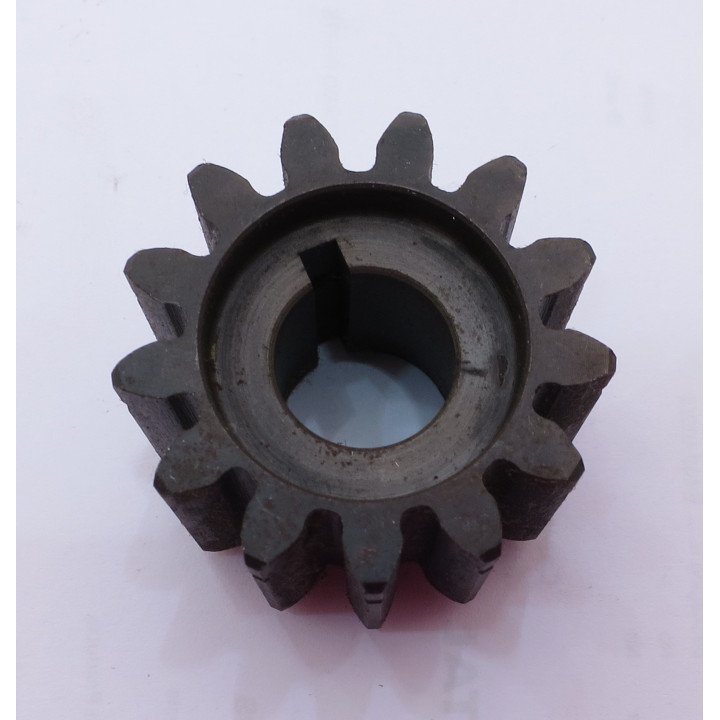 MF 3 CYL DRIVE SPROCKET FOR PUMP