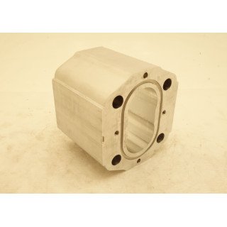 SNP2 22CC/REV SINGLE PUMP 82MM BODY