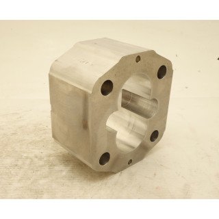 SNP2 6CC/REV REAR PORT 54MM BODY