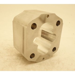 SNP2 8CC/REV REAR PORT 58MM BODY