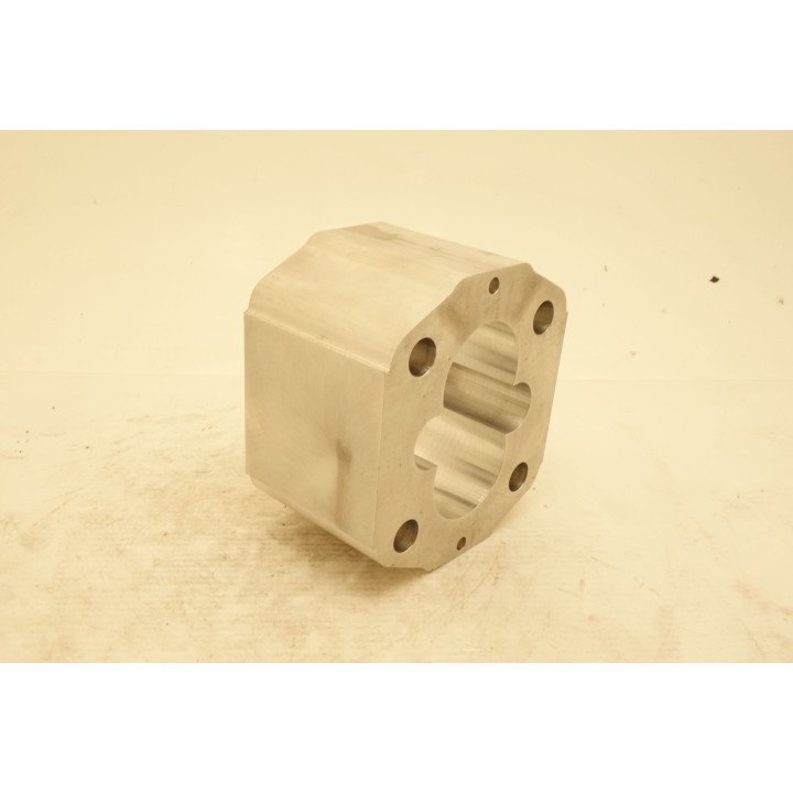 SNP2 11CC/REV REAR PORT 62MM BODY