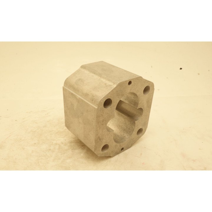 SNP2 14CC/REV REAR PORT 68MM BODY