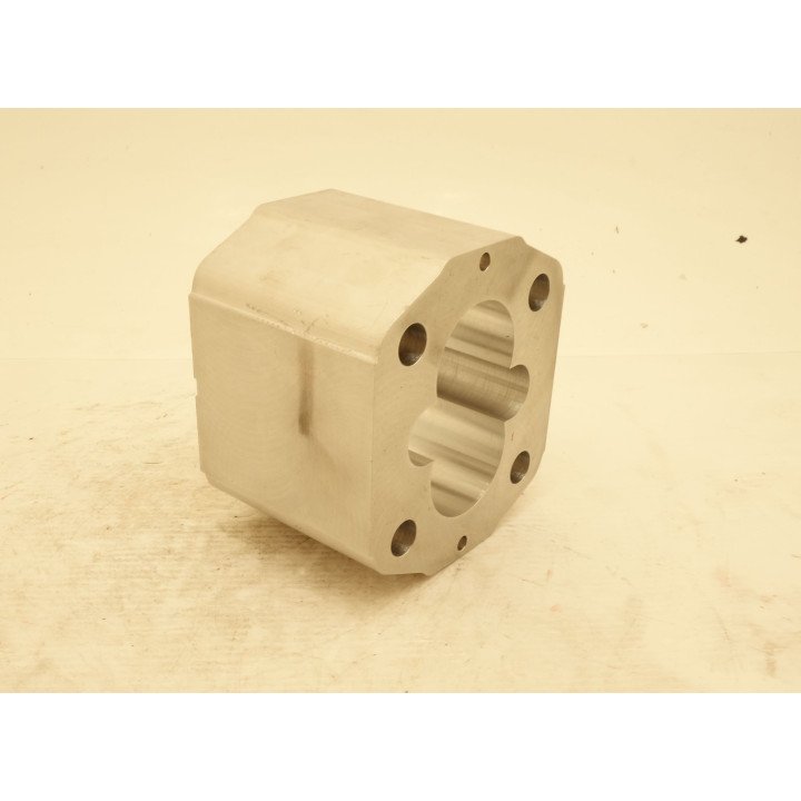 SNP2 17CC/REV REAR PORT 72MM BODY