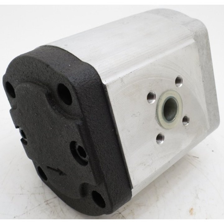 TAARUP AUTOSWATHER PUMP   **