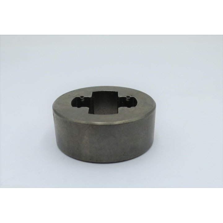 CRUCIFORM CENTRE COUPLING