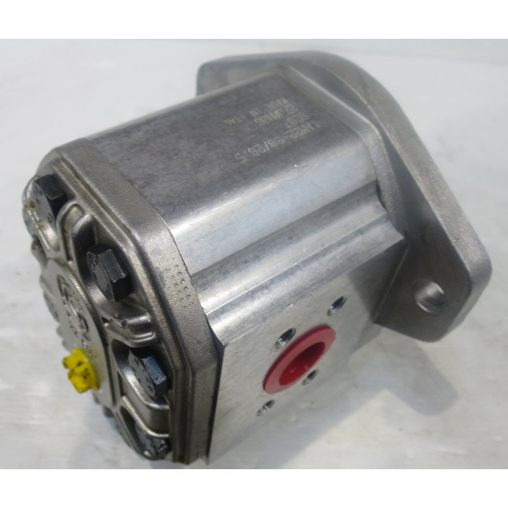 TAM 22-90 26.5L SC07