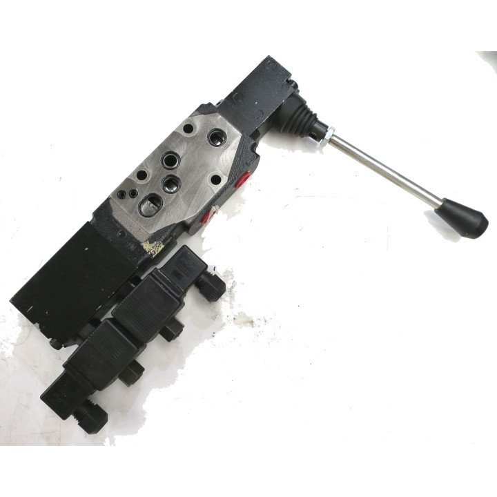 24V DBLE ACT SECTION WITH MANUAL