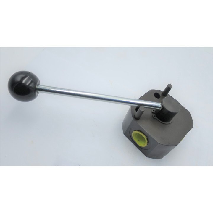 1/2 BSP 3 WAY CLSD C'TRE DIVER