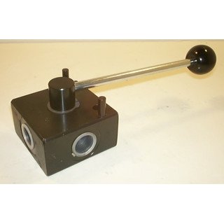 1/2 BSP 3 WAY OPEN CENTRE