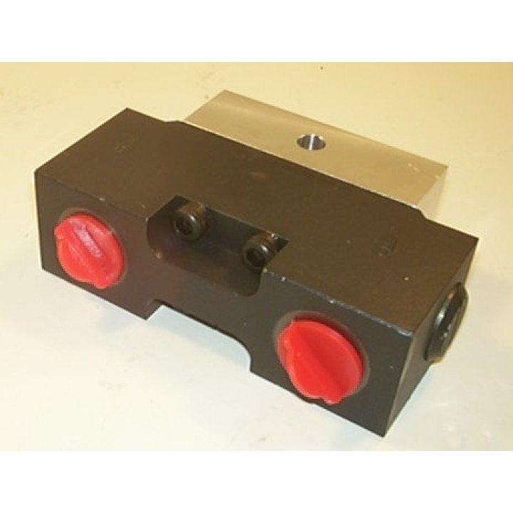 1/2 BSP  DBLE PILOT CHECK VALVE **