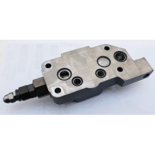 V3000 TOP INLET COVER C/W R/V MAR.