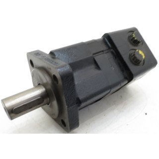 WHITE 100CC/REV 32MM SHAFT 4 BOLT