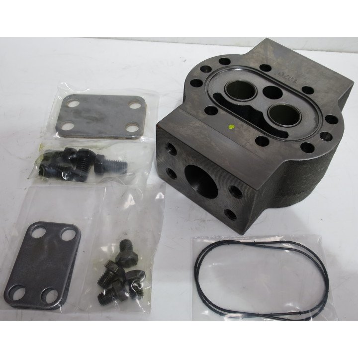 (N342) SAE FLANGE 1.1/4 IN 3/4 OUT