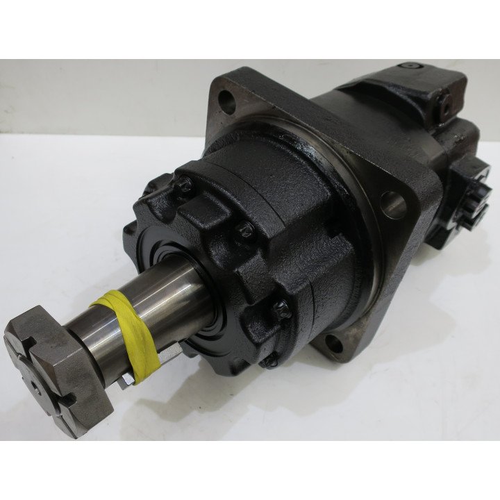CHAR-LYNN HYDRAULIC MOTOR 110-1154