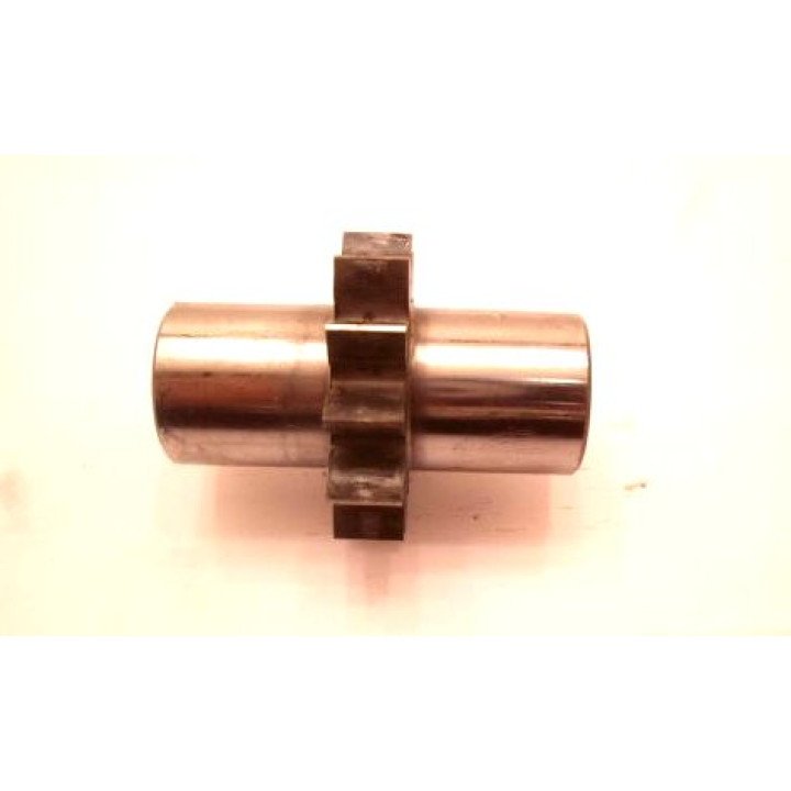 CENTRE DRIVE GEAR FEMALE SPLINE