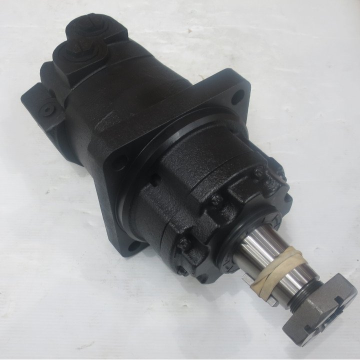 CHAR-LYNN HYDRAULIC MOTOR 110-1247