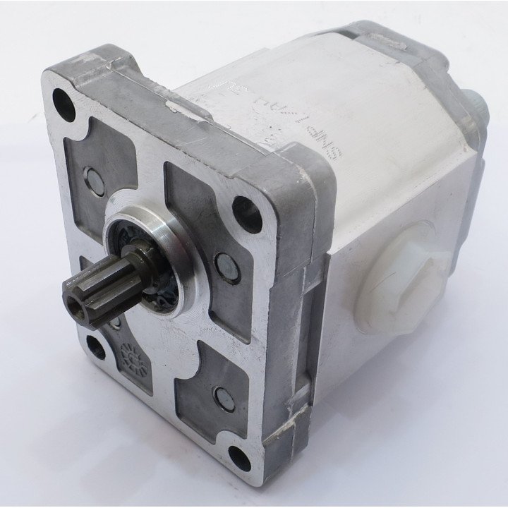 SNP1/4,3  6 SPLINE