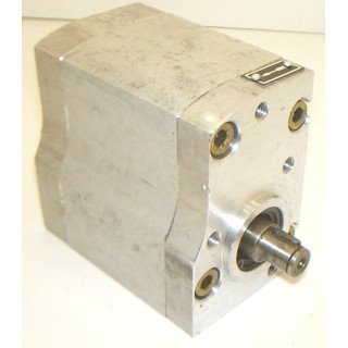 IMT AUXILIARY HYDRAULIC PUMP**