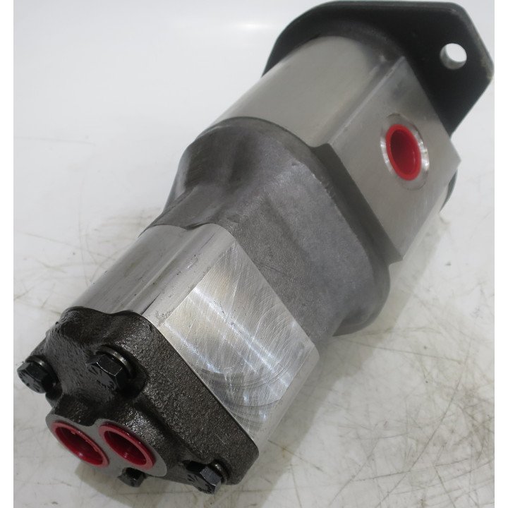 A 31.5/12.8L 35272 FASTRAC
