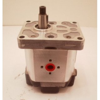 551/1/00953/200 FAN DRIVE PUMP