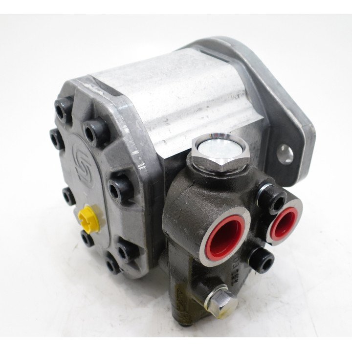 551/1/01293/190 FAN DRIVE PUMP