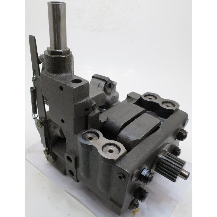 MF 550 YOKE PUMP    1683301M92