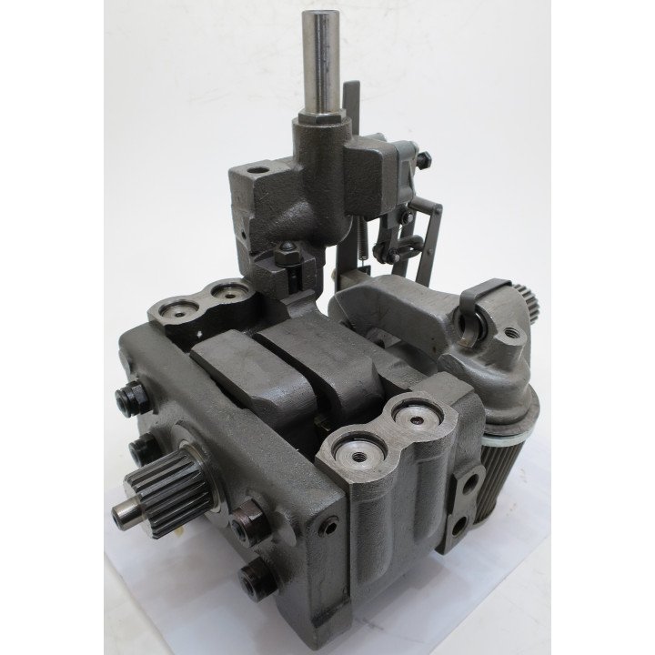 MF 550 YOKE PUMP    1683301M92