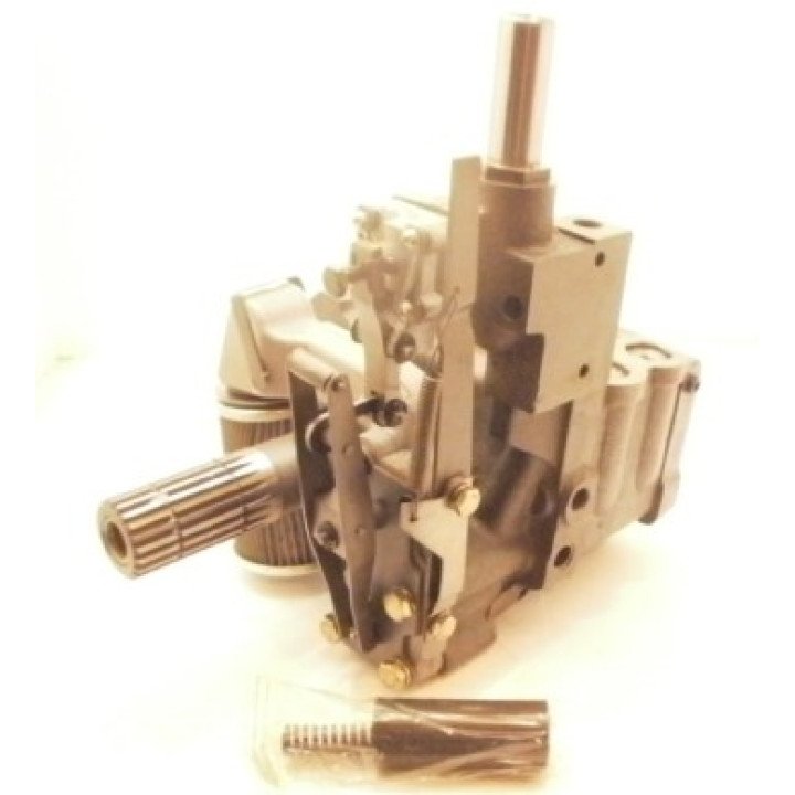 MF 550 YOKE PUMP    1683301M92