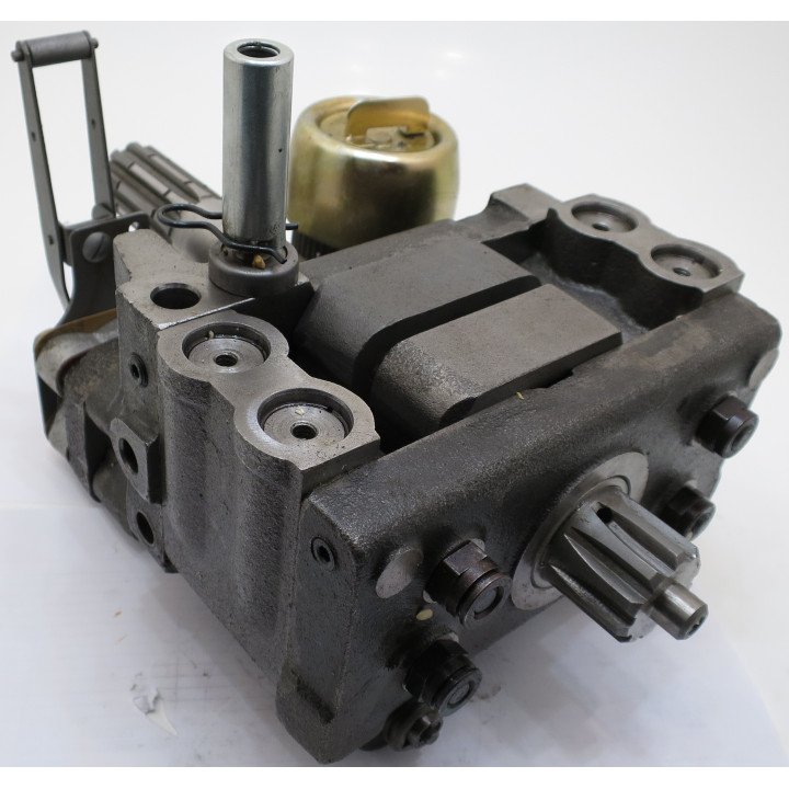 MF SCOTCH YOKE PUMP 1684582M92