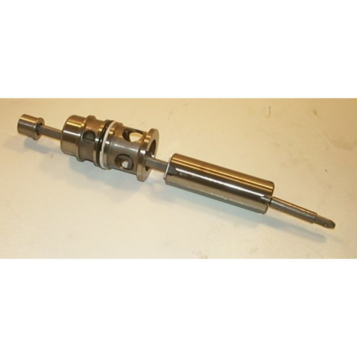 MF 1681789M91 PUMP CONTROL VALV