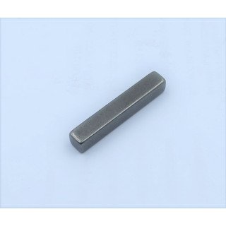 L + K SAE 'B' KEY - LONG